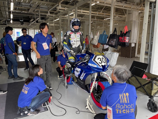 レース活動（Ｔoshin 森島諒　ゼッケン30）決勝