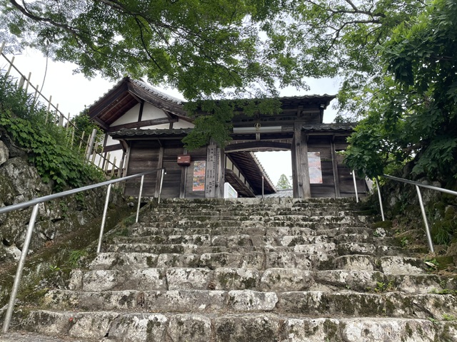 湖東三山　ソロツーリング参道めぐり百済寺